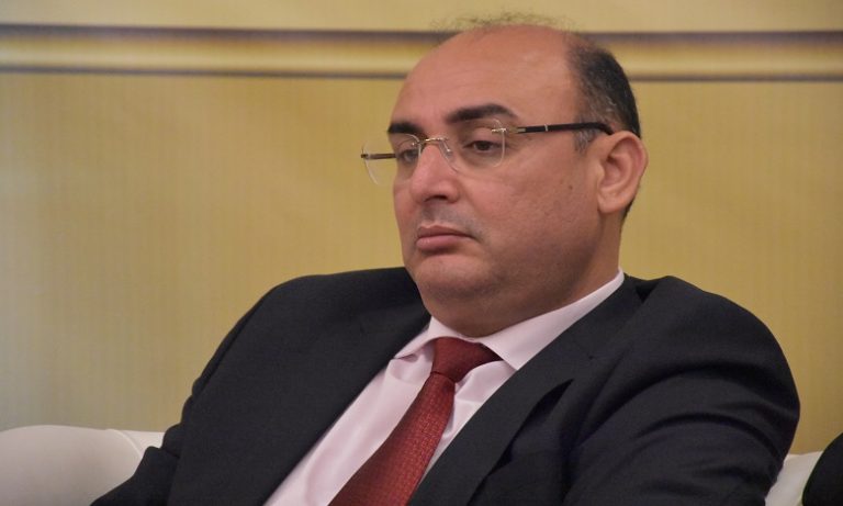 النقيب حسن بيرواين ينبه بعض المحامين بالبيضاء من توجيه رسائل له ولمجلس الهيئة عبر وسائط التواصل الاجتماعي