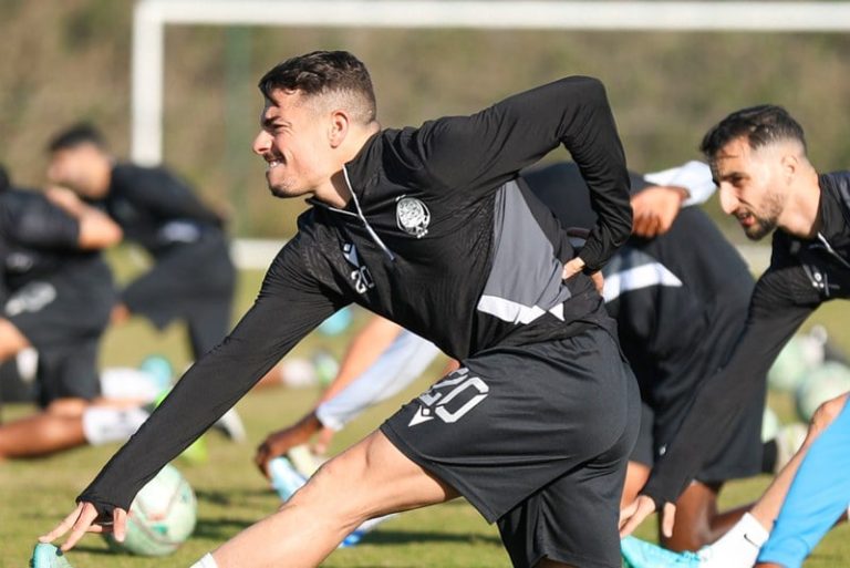 الوداد ينجح في رفع عقوبة المنع من "الفيفا"