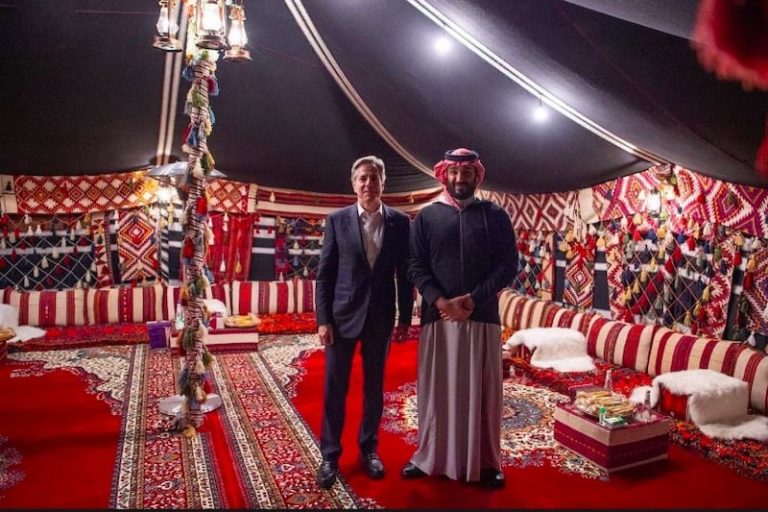 بلينكن يناقش علاقات إسرائيل والسعودية