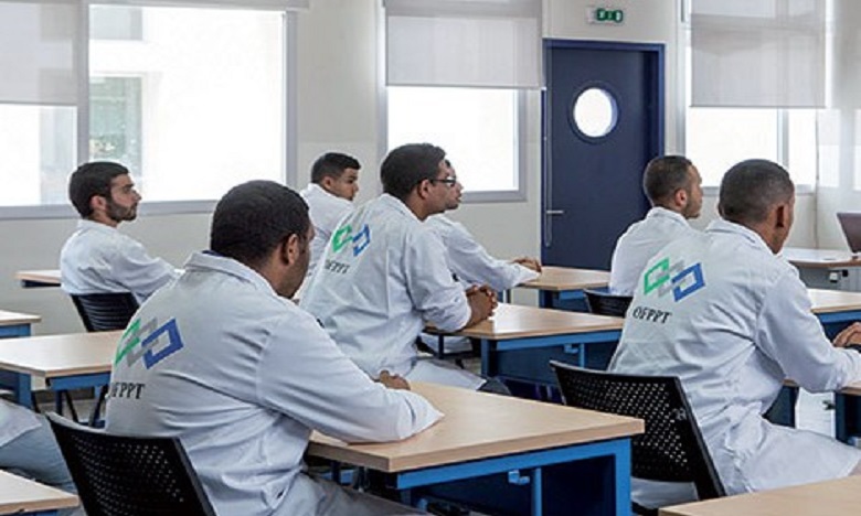 تحديد تاريخ إجراء الامتحانات المؤجلة ونظام مزدوج للتكوين بمؤسسات التكوين المهني وإنعاش الشغل