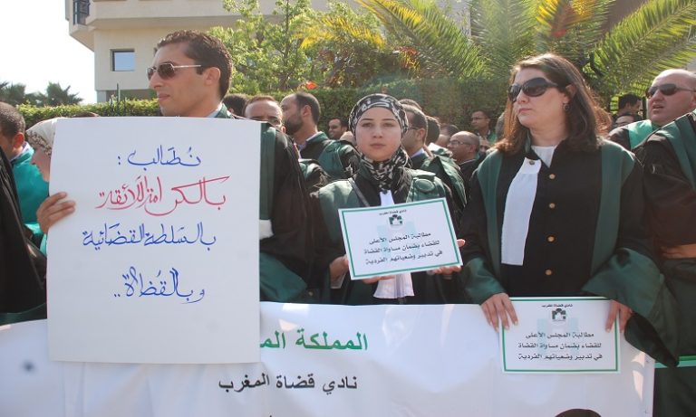 تخليدا ليوم المرأة العالمي ..نادي القضاة يحيي ذكرى أول قاضية بالمغرب ويطالب مجلس القضاء بالسعي نحو المناصفة