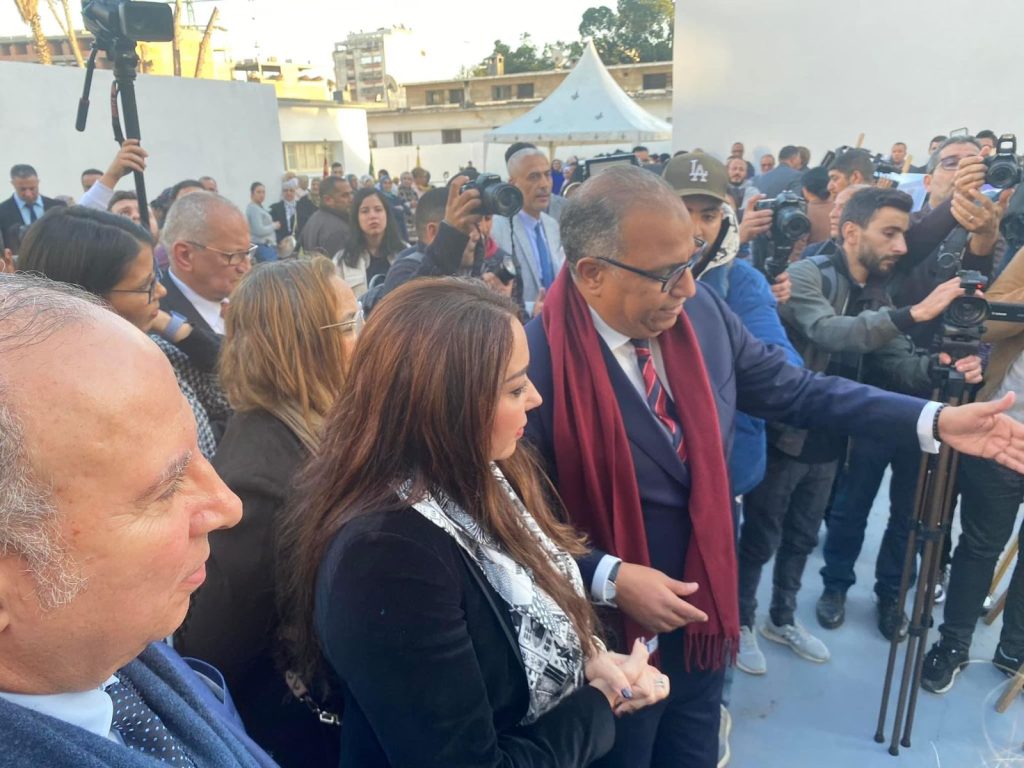 تدشين مشاريع تنموية لتحسين البيئة المعيشية لسكان مقاطعة المعاريف