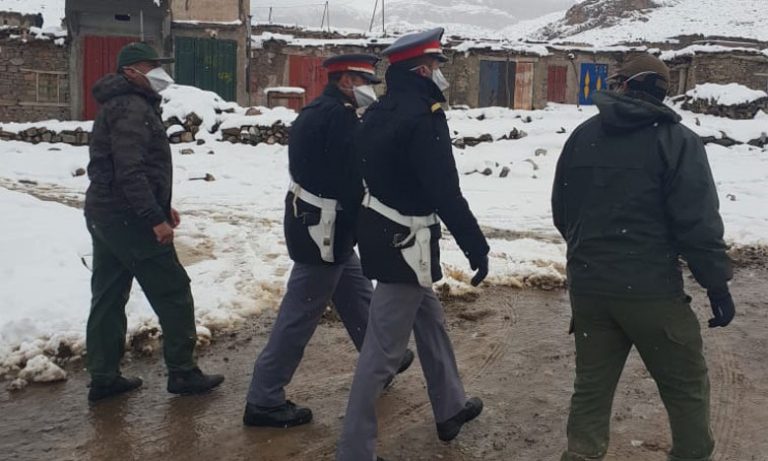 تساقط الثلوج والأمطار لم يمنع من تنفيذ حالة الطوارئ بأزيلال وبني ملال