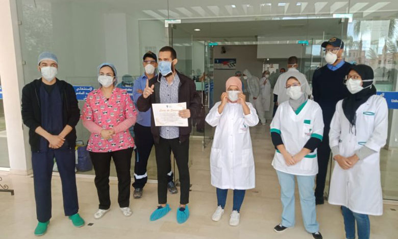 تسجيل 10 حالات شفاء من فيروس كورونا بمستشفى الرازي بمراكش