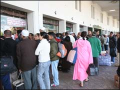 تشديد المراقبة الطرقية تفاديا لمآسي قد تفسد فرحة العيد تشديد المراقبة الطرقية تفاديا لمآسي قد تفسد فرحة العيد