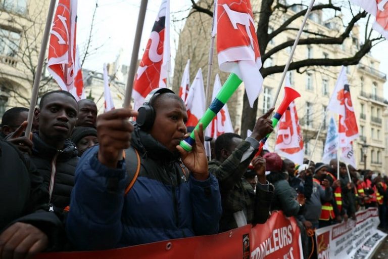 تظاهرات تحتج ضد قانون الهجرة في فرنسا