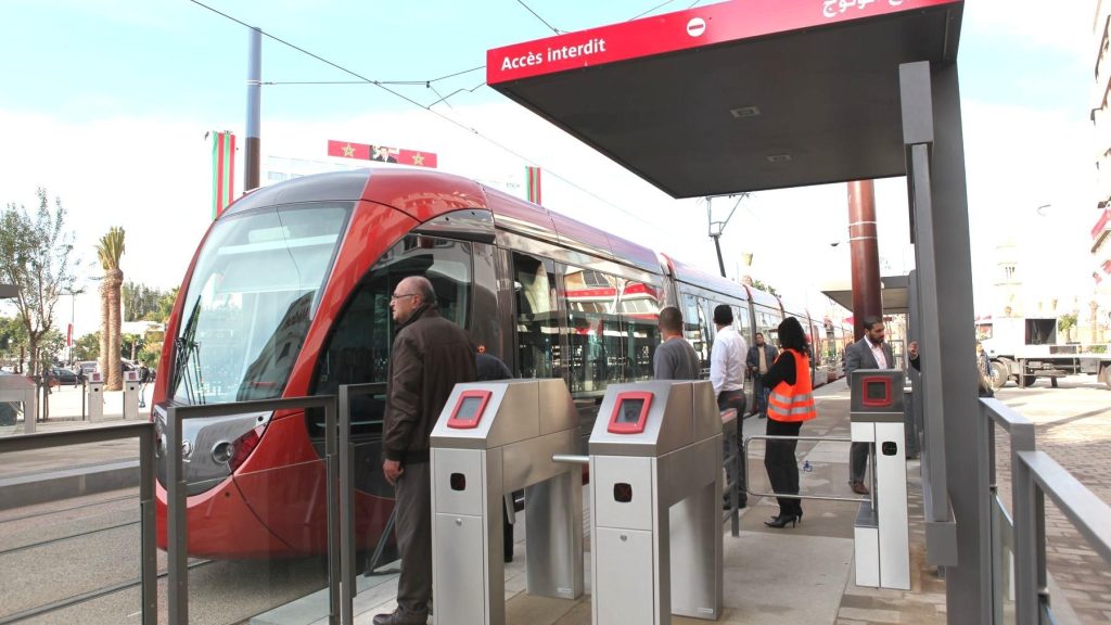 تغيير توقيت "طرام البيضاء" يُغضِب الزبناء