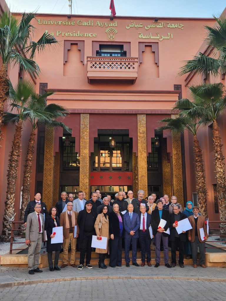 توشيح موظفين وأساتذة بجامعة القاضي عياض بأوسمة ملكية