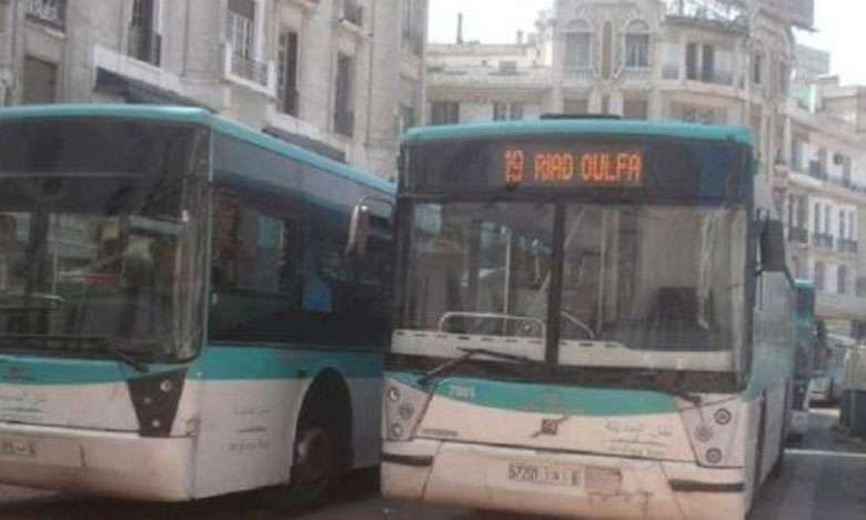 توقيع عقد تدبير مرفق النقل الجماعي بين مؤسسة التعاون بين الجماعات وشركة "ألزا"