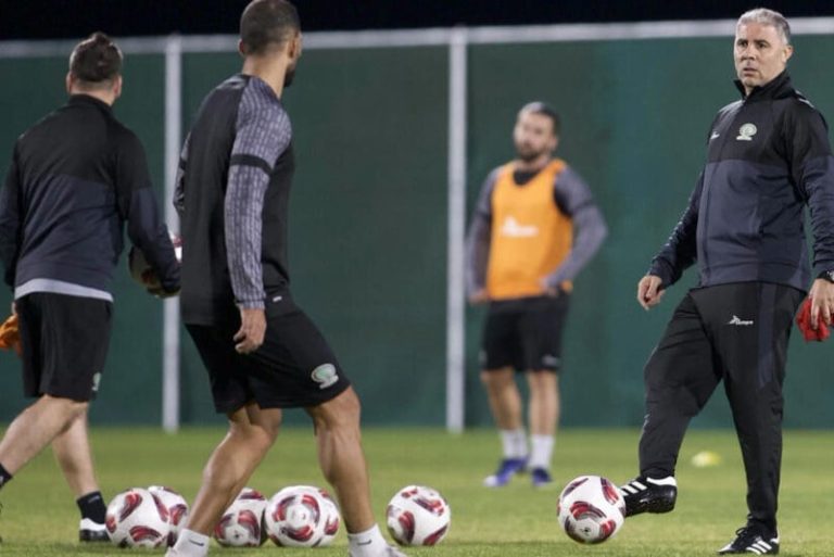 جراح غزة ترافق المنتخب الفلسطيني لكرة القدم إلى نهائيات كأس آسيا