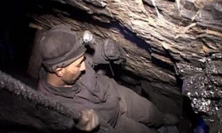 جرادة: مصرع شخصين إثر انهيار جزئي لنفق تحت أرضي عشوائي