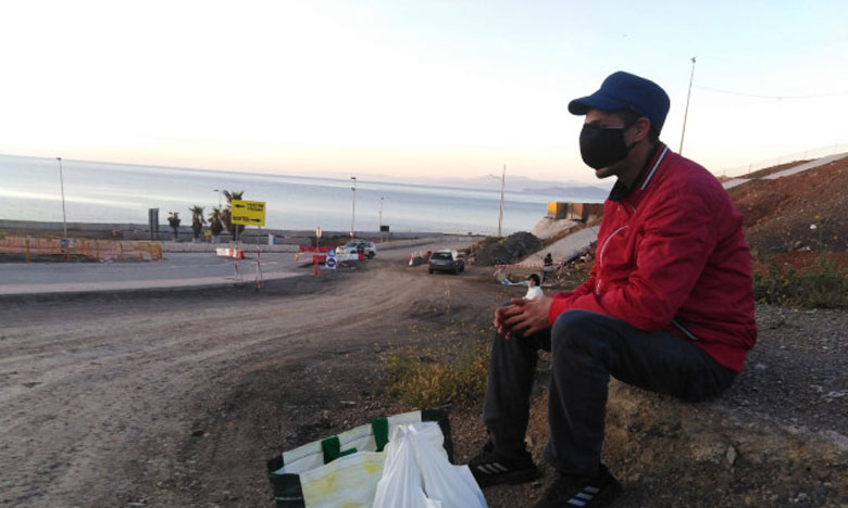 جمعية حقوقية: توقعات بعودة عالقين في سبتة المحتلة قريبا إلى ديارهم