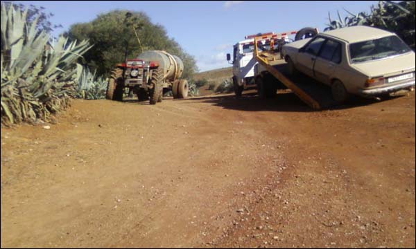 حجز سيارتين مسروقتين من إيطاليا وهولندا في بئر كندوز (أرشيف)