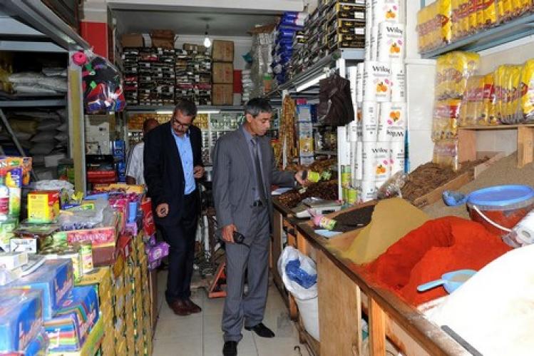 حجز وإتلاف 186 طنا من المنتجات الغذائية الفاسدة