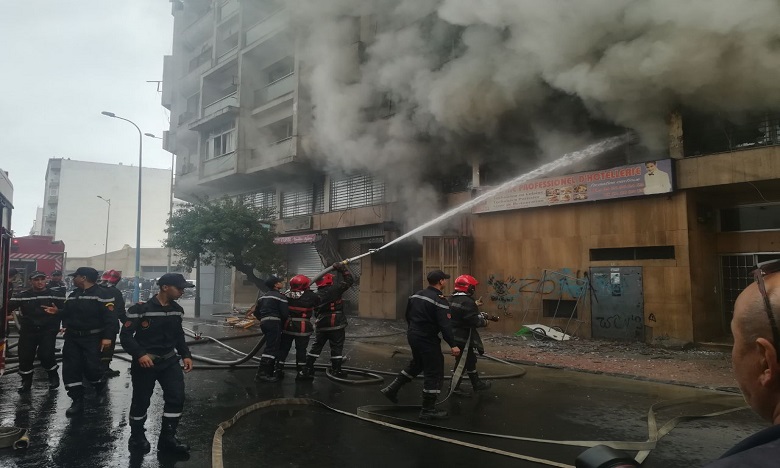 حريق بإحدى العمارات بالدار البيضاء