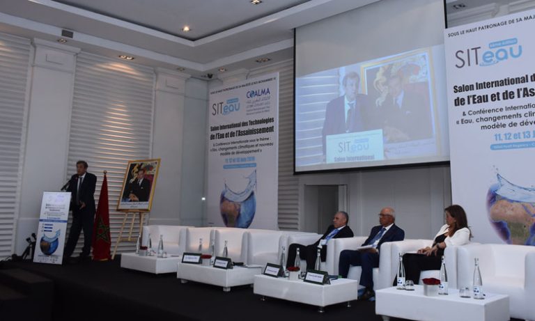 خبراء بيئيون ومقاولون يناقشون الحفاظ على الموارد المائية ومواجهة تحديات التغيرات المناخي