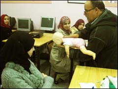 دورة تكوينية في الإسعافات الأولية بمركز نسوي بالصويرة دورة تكوينية في الإسعافات الأولية بمركز نسوي بالصويرة