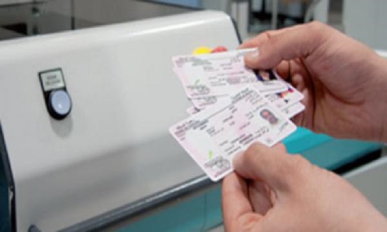 رخص السياقة الإلكترونية المسلمة قبل أكتوبر 2010 صالحة إلى شتنبر 2020