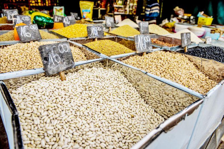 رمضان .. تعبئة هامة للمصالح الحكومية لتموين الأسواق بالمنتجات الغذائية