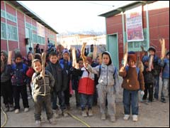 شغيلة التعليم تعلق احتجاجها على التدفئة بالفحم الحجري في إفران شغيلة التعليم تعلق احتجاجها على التدفئة بالفحم الحجري في إفران