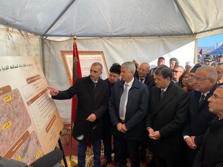 صديقي يدشن ويطلق مشاريع للتنمية الفلاحية والقروية بإقليم جرادة