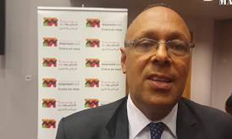 عبد اللطيف كمات: مبادرة إرساء مجانية التلقيح ضد كورونا تدخل في إطار الاهتمام السامي لجلالة الملك بالمواطن المغربي وسلامته وصحته