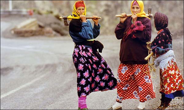 فيدرالية الرابطة الديمقراطية لحقوق المرأة تدق ناقوس الخطر بشأن المكتسبات الحقوقية بمناسبة اليوم الوطني للمرأة