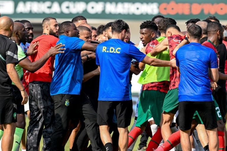 "كاف" يحقق في أحداث المغرب والكونغو