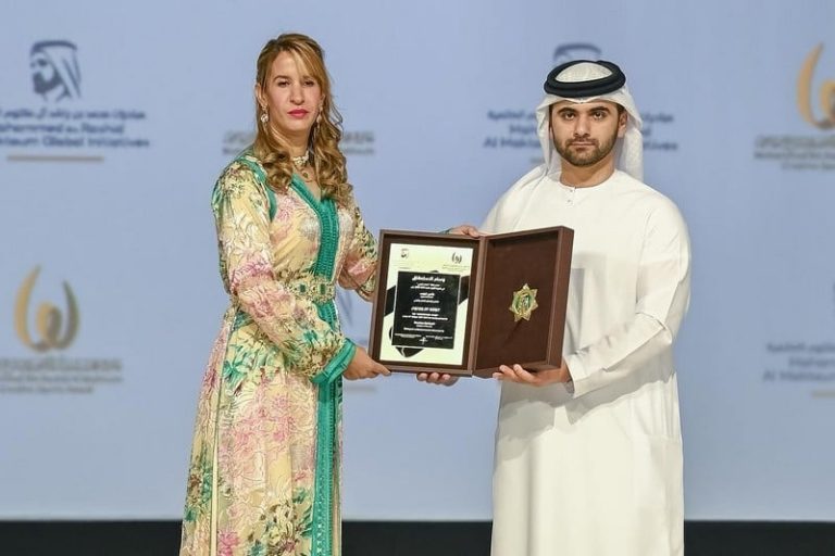 كربوبي تنال جائزة في التفوّق الرياضي بدبي