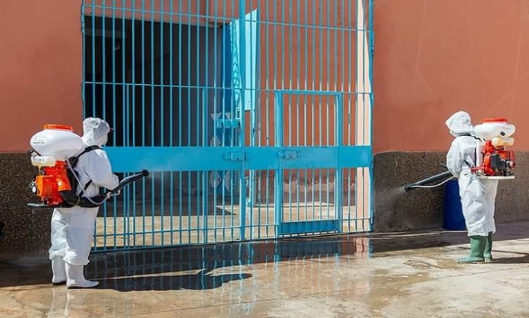 كوفيد-19: مندوبية السجون تعيد تطبيق الحجر الصحي على موظفي ثلاث مؤسسات سجنية