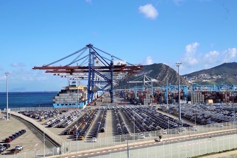 لورد بريطاني يطالب بإنشاء ممر رقمي مع طنجة والاعتراف بمغربية الصحراء