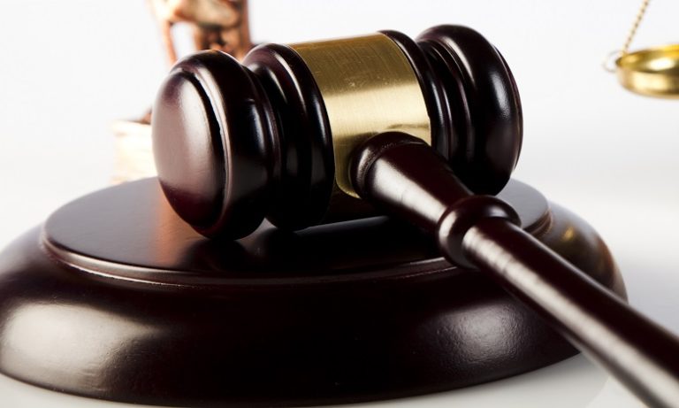 محامون وحقوقيون وباحثون في ندوة "اللغة الأمازيغية في قطاع العدالة"