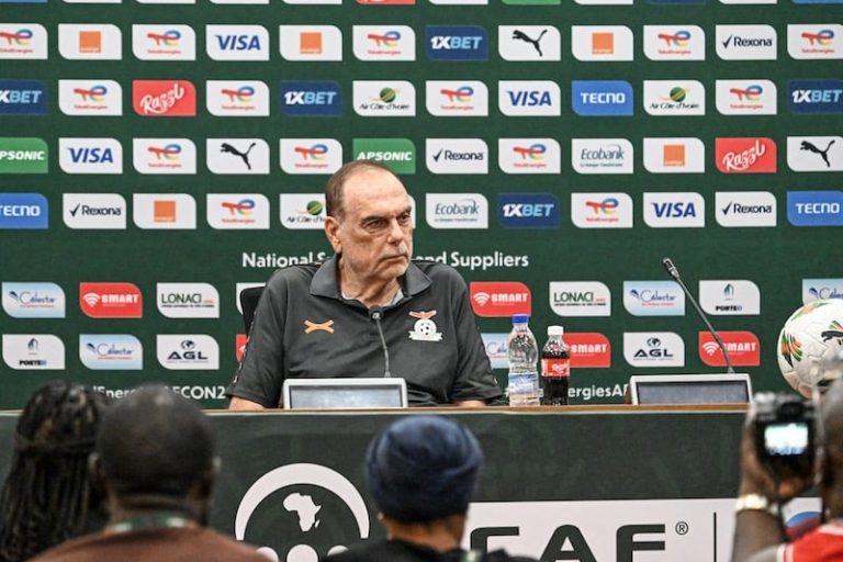 مدرب زامبيا: المغرب منتخب كبير لكن لا نخافه