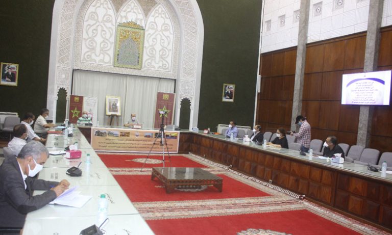 مراكش: وكالات كراء السيارات والمجلس الجماعي يناقشون تدابير التخفيف من تداعيات جائحة كورونا