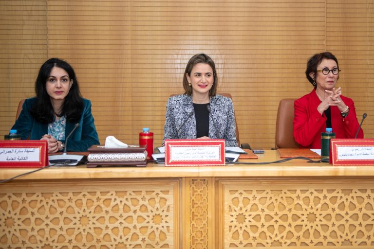 مزور: المرأة المغربية الموظفة تمثل 42 في المائة من الموارد البشرية للدولة