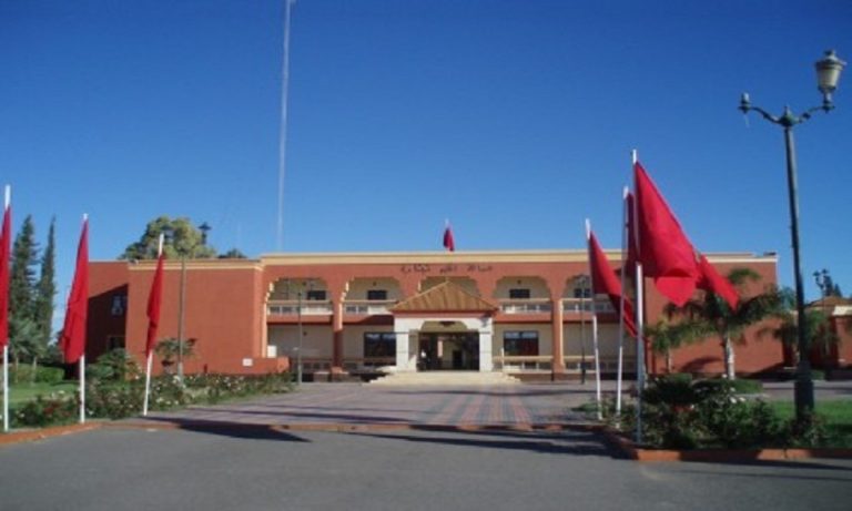 مصالح عمالة شيشاوة تباشر مسطرة العزل في حق نائب رئيس جماعة ادويران