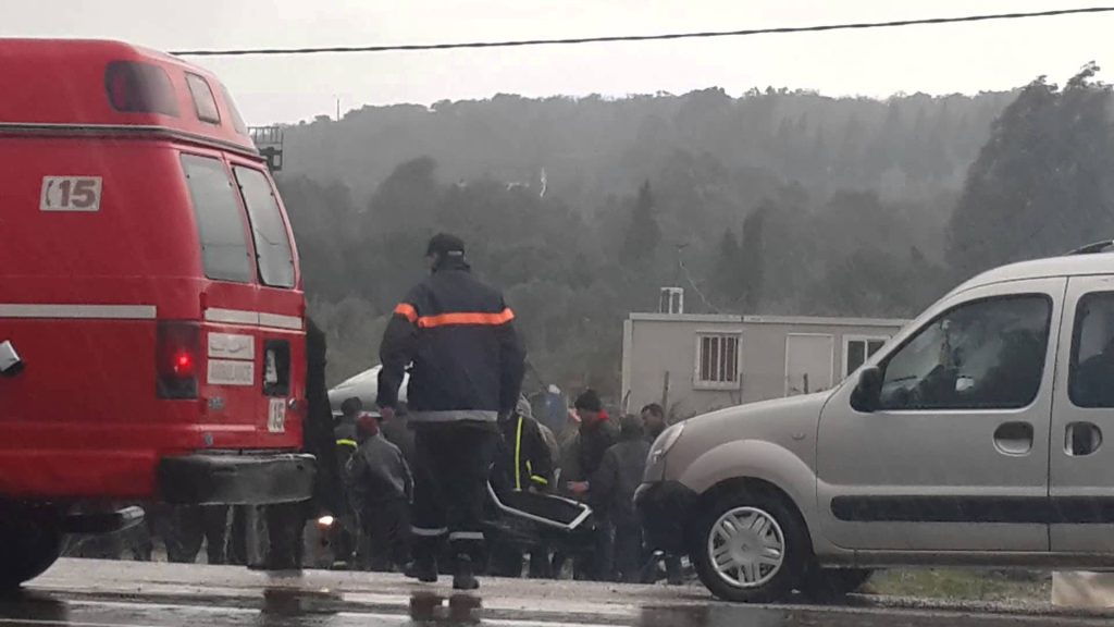 مصرع 6 أشخاص وإصابة 13 في حادثة سير بين طنجة والعرائش
