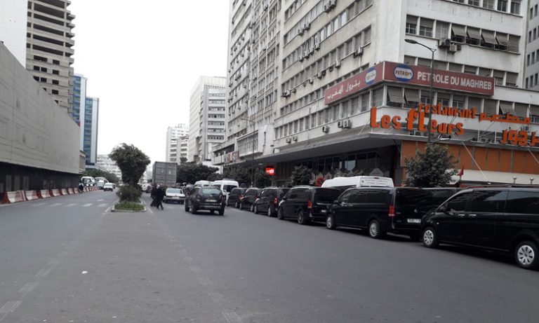 مهنيو النقل السياحي يطالبون بفترة إعفاء من تسديد القروض البنكية