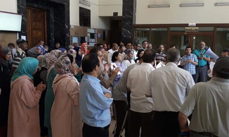 موظفو قطاع العدل في وقفات إنذارية بمختلف المحاكم