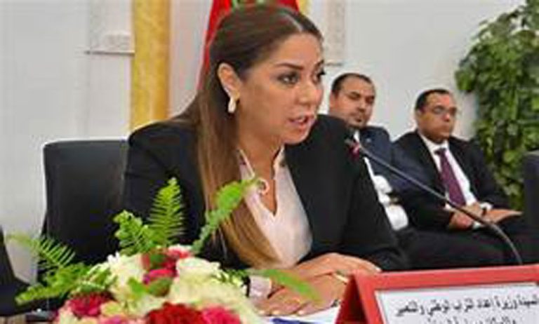 نزهة بوشارب تدعو الأطر الإدارية والتربوية و الطلبة بإرساء نظام المداومة التربوية