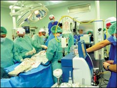 نسبة الوفيات بأمراض القلب والشرايين بالمغرب تصل إلى 54 في المائة نسبة الوفيات بأمراض القلب والشرايين بالمغرب تصل إلى 54 في المائة