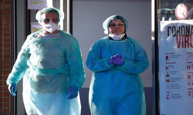 نقابات صحية تراسل الحكومة ووزارة الصحة لإشراكها في تعديلات مرسوم مهني