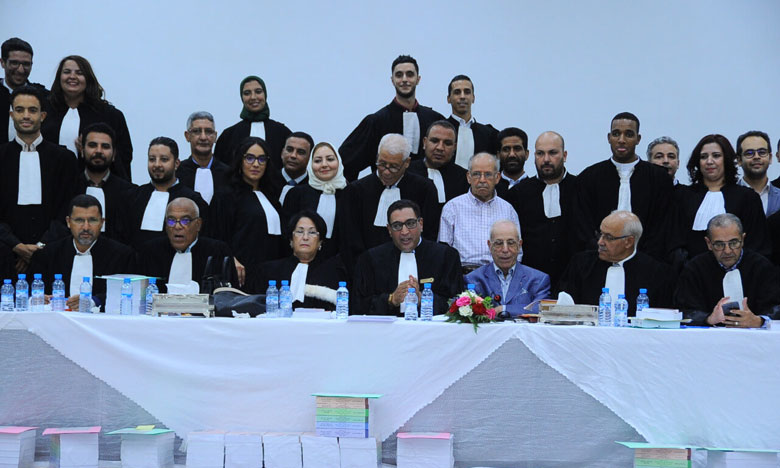 هيئة المحامين بمراكش توزع عائدات صندوق التكافل الاجتماعي على أصحاب البدلة السوداء