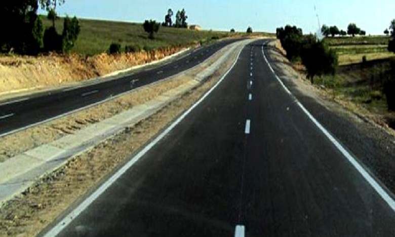 وزراء سابقون وأطر تاوناتية يطالبون بتسريع الطريق السريع الرابط بين فاس وتاونات