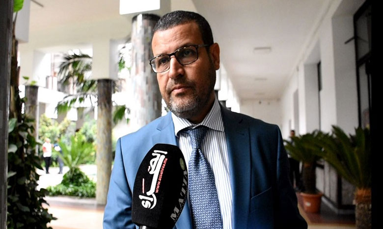 وزير الداخلية يوجه دورية إلى المجالس الجماعية المنتخبة بتعذر انعقاد دورة شهر ماي لمجالس الجماعات