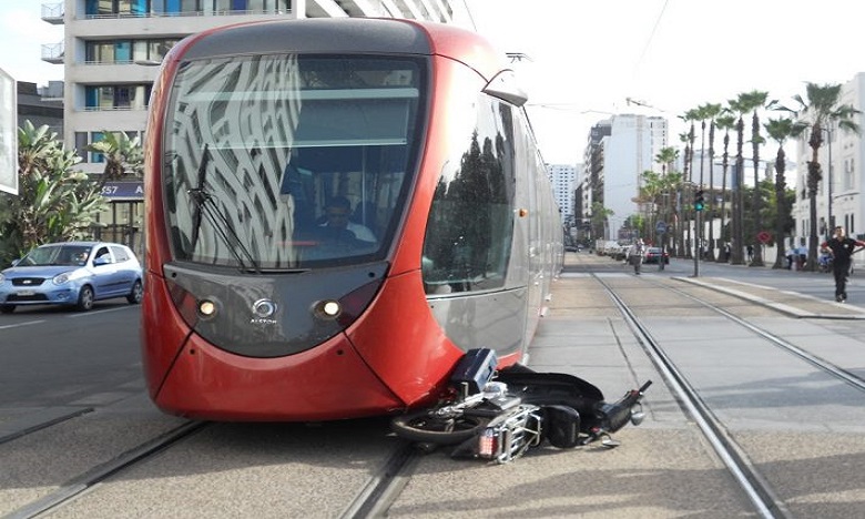 وفاة شخص في اصطدم دراجة هوائية بقاطرة للطرامواي