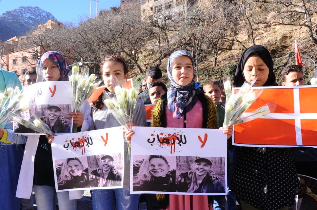 وقفة تضامنية للتنديد بالاعتداء الإجرامي على طالبتين اسكندينافيتين بمنطقة امليل بإقليم الحوز