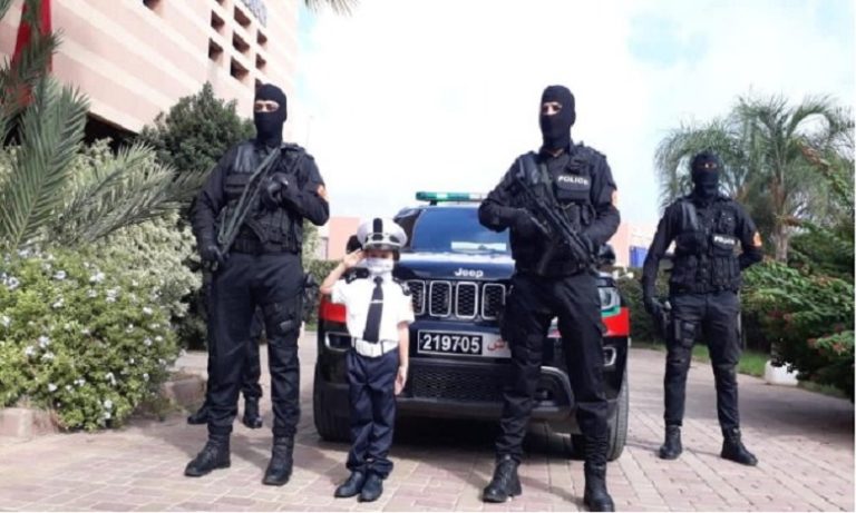 ولاية أمن مراكش تحتفي بشرطية المستقبل الطفلة "حفصة"