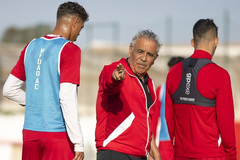 الإقالة تقترب من مدرب الوداد بعد الهزائم