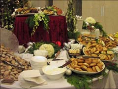 التسممات تضع مموني الحفلات تحت مجهر السلامة الصحية